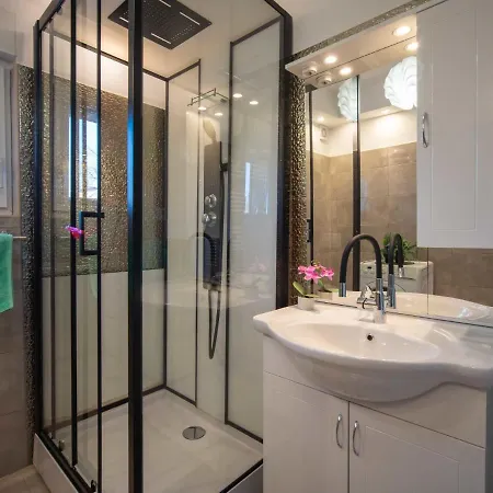 Appartement Rita By Interhome Drazice